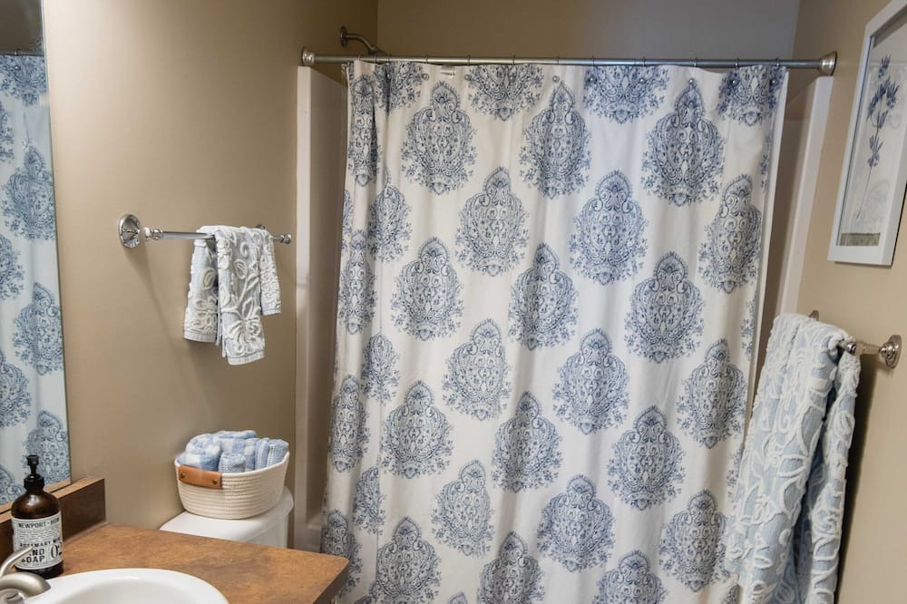 Photo of Bathroom in Blaine