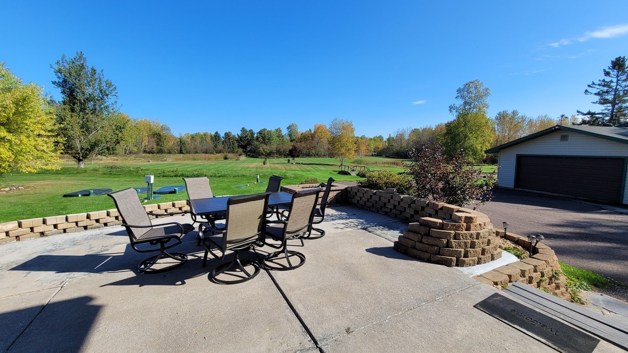 Photo of Patio Balcony in French River
