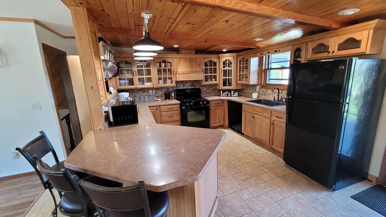 Photo of Kitchen in French River