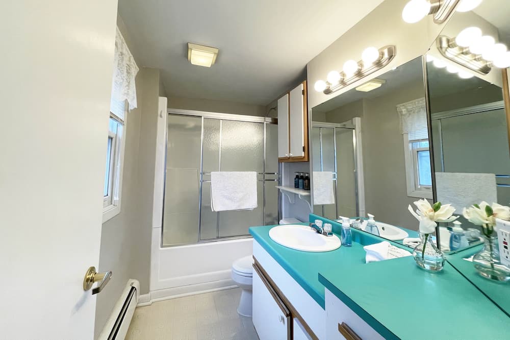 Photo of Bathroom in Duluth