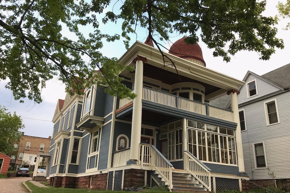 Photo of Outdoor in East Hillside