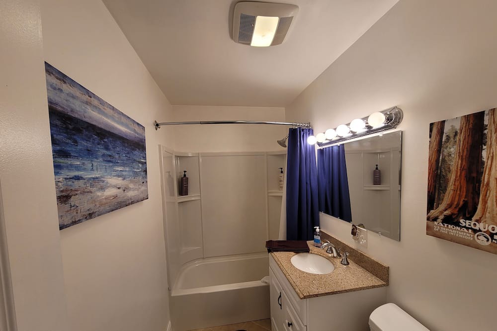 Photo of Bathroom in Sturgeon Lake