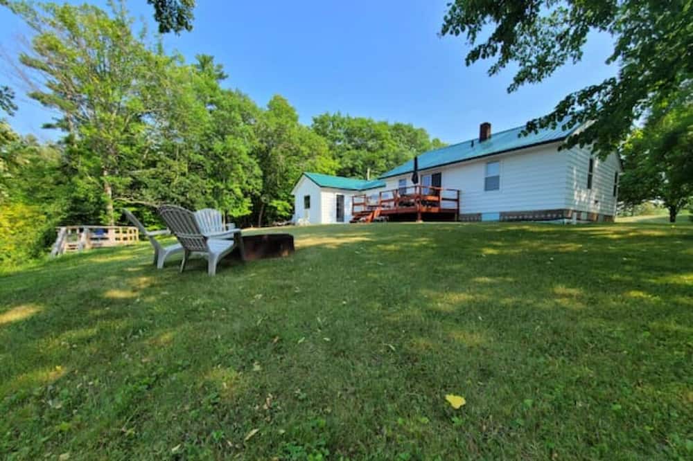 Photo of Outdoor in Sturgeon Lake