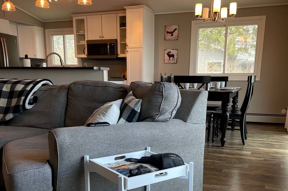 Photo of Livingroom in Alexandria