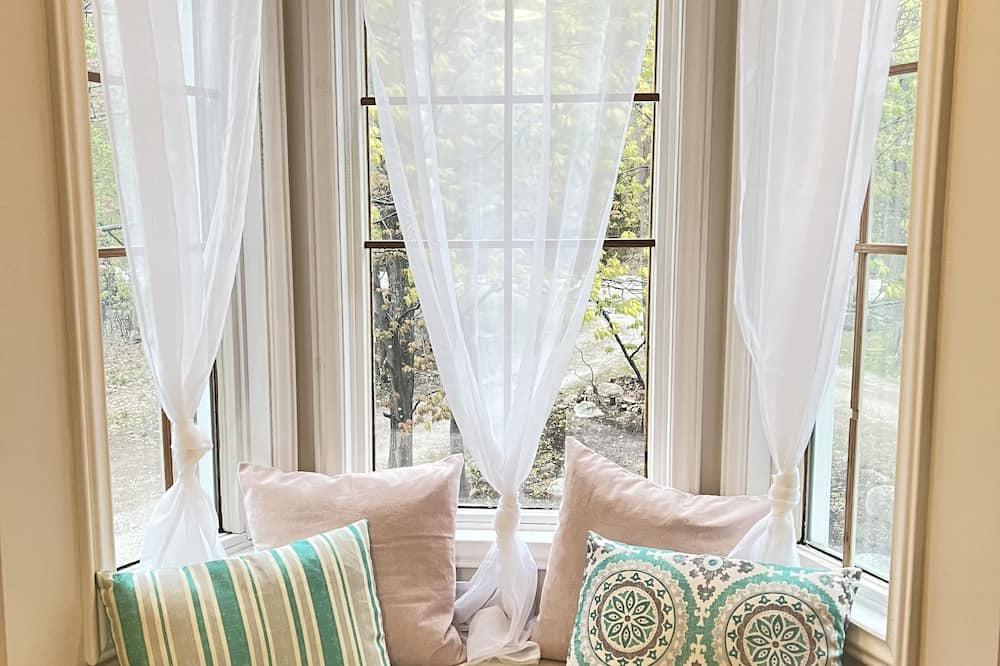 Photo of Livingroom in Algoma District