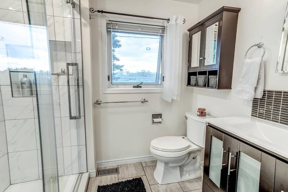 Photo of Bathroom in Valentia