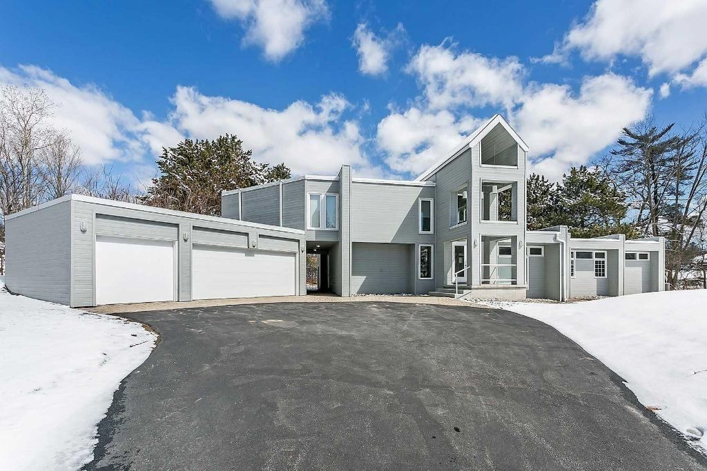 Photo of Outdoor in Campbellville