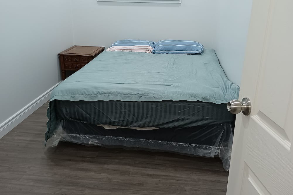 Photo of Bedroom in Lindsay