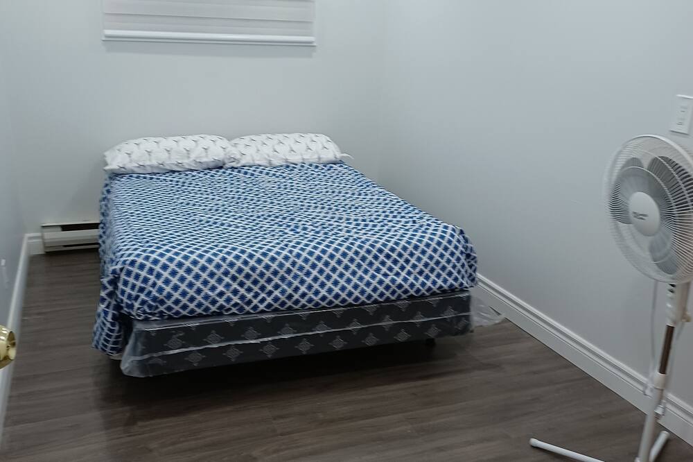 Photo of Bedroom in Lindsay