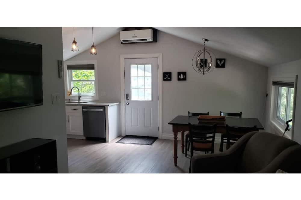 Photo of Livingroom in Tiny