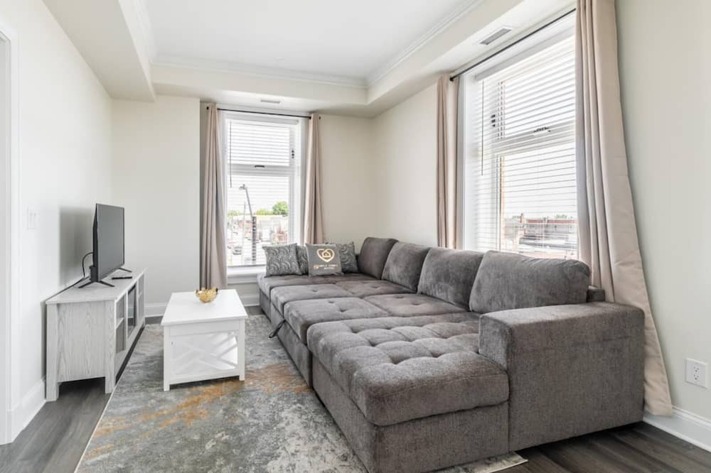 Photo of Livingroom in Smiths Falls
