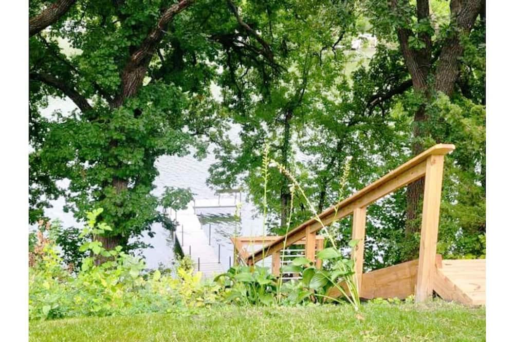 Photo of Outdoor in Fairmont