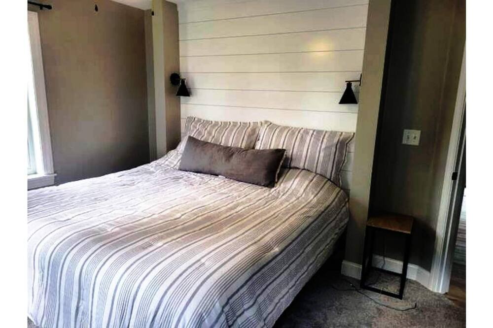 Photo of Bedroom in Fairmont