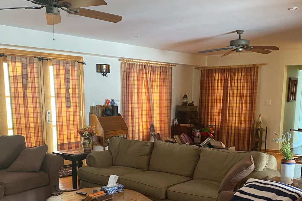 Photo of Livingroom in Marmora