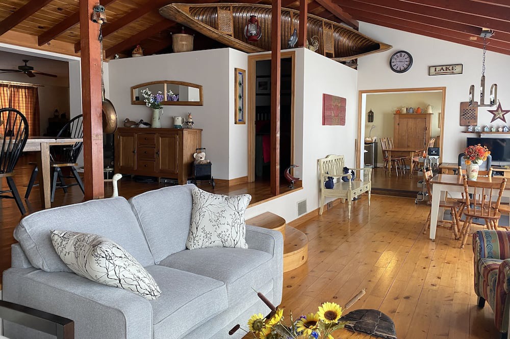 Photo of Livingroom in Marmora