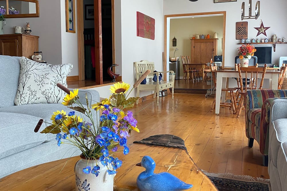 Photo of Livingroom in Marmora