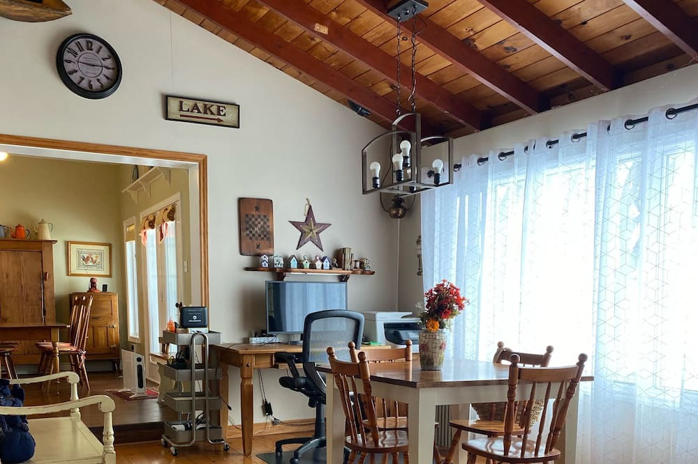 Photo of Livingroom in Marmora