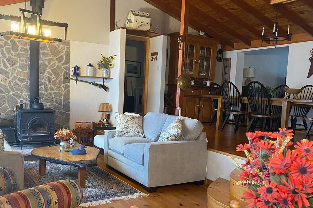 Photo of Livingroom in Marmora