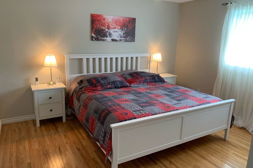 Photo of Bedroom in Meaford