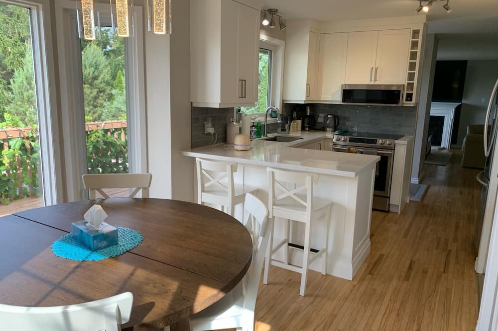 Photo of Kitchen in Meaford