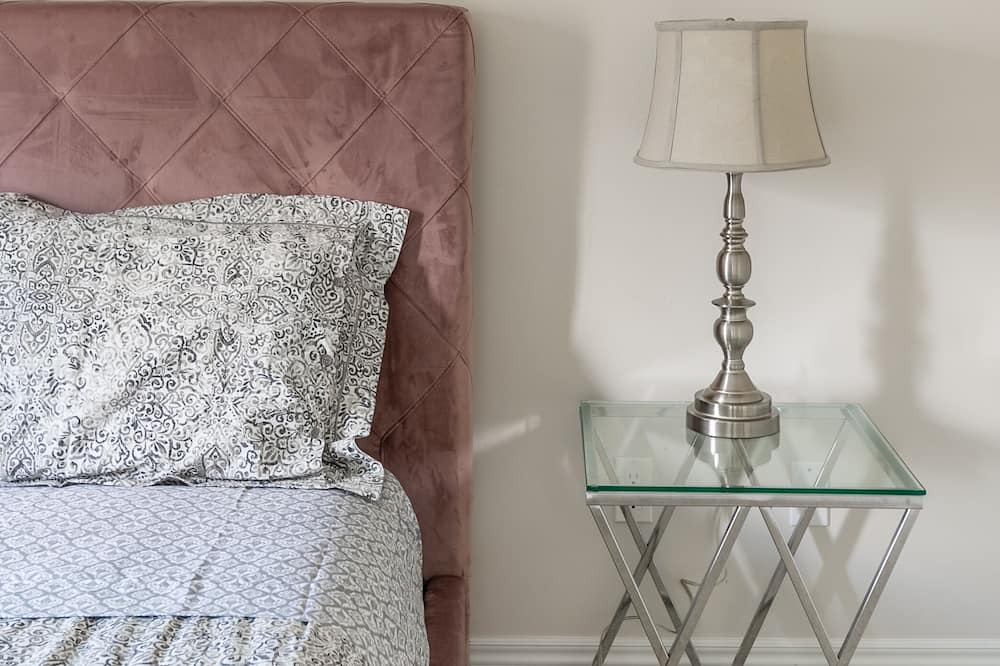 Photo of Bedroom in Stoney Creek
