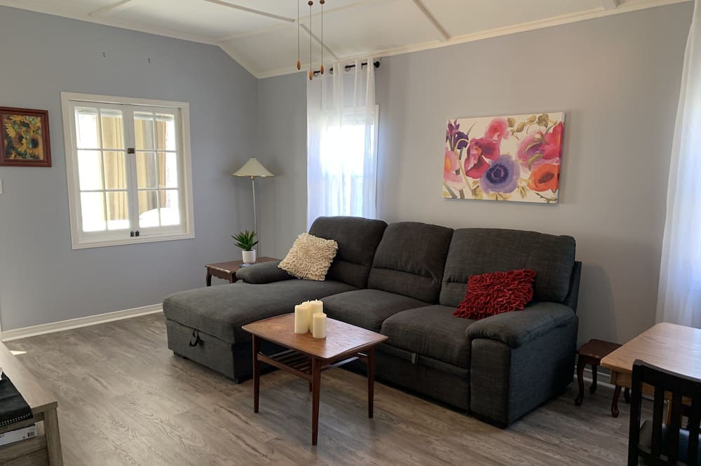 Photo of Livingroom in Dunsford