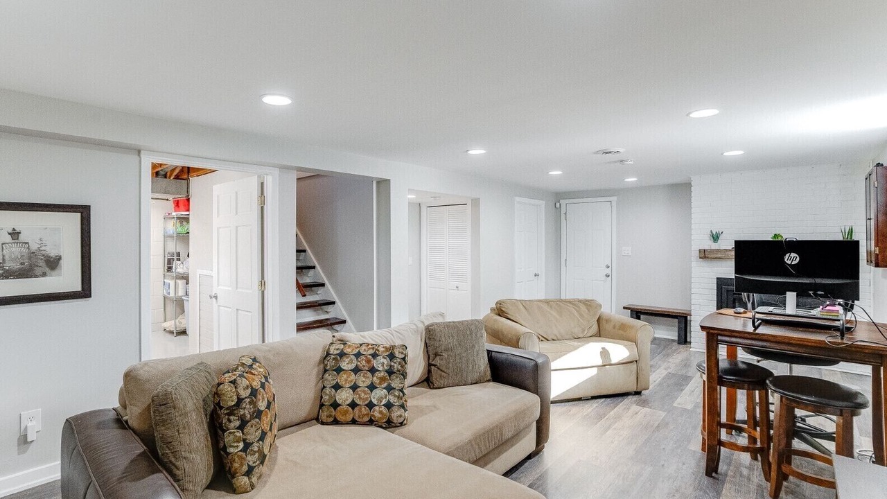 Photo of Livingroom in St. Louis Park