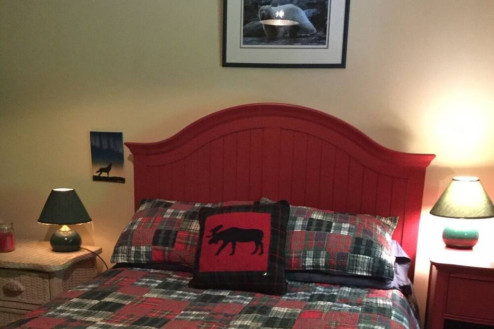 Photo of Bedroom in Trent Lakes