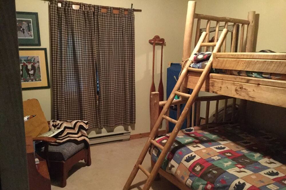 Photo of Bedroom in Trent Lakes