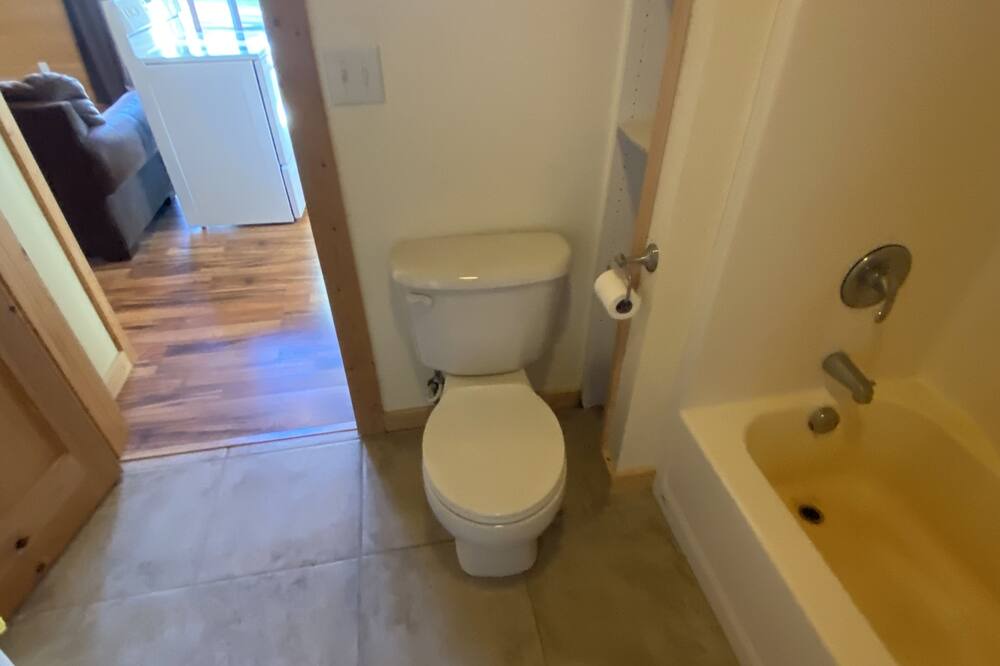 Photo of Bathroom in Long Beach