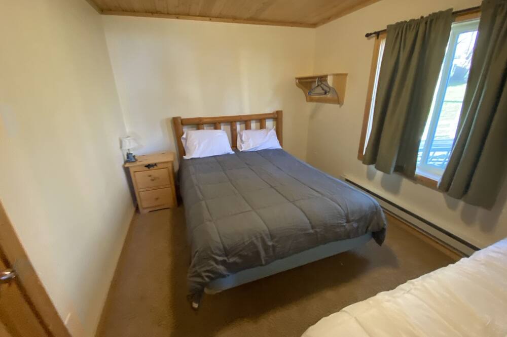 Photo of Bedroom in Long Beach