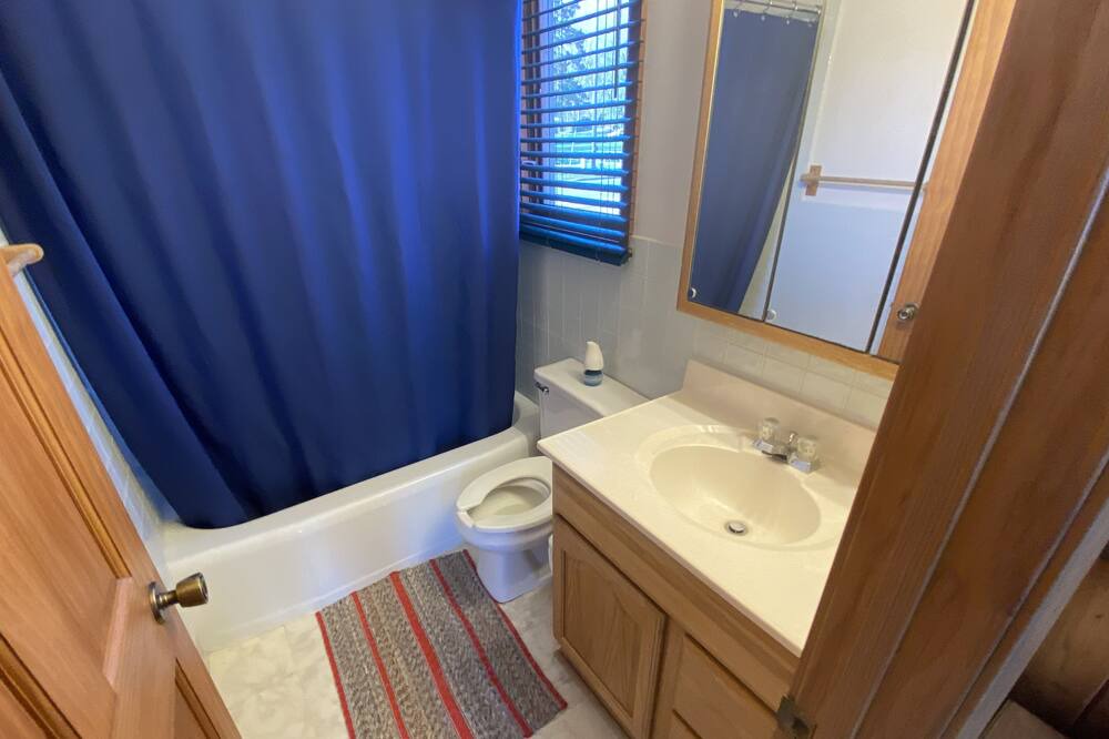 Photo of Bathroom in Long Beach