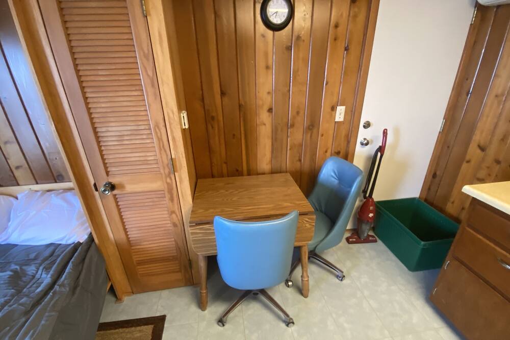 Photo of Bedroom in Long Beach