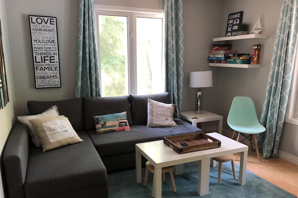Photo of Livingroom in Balm Beach