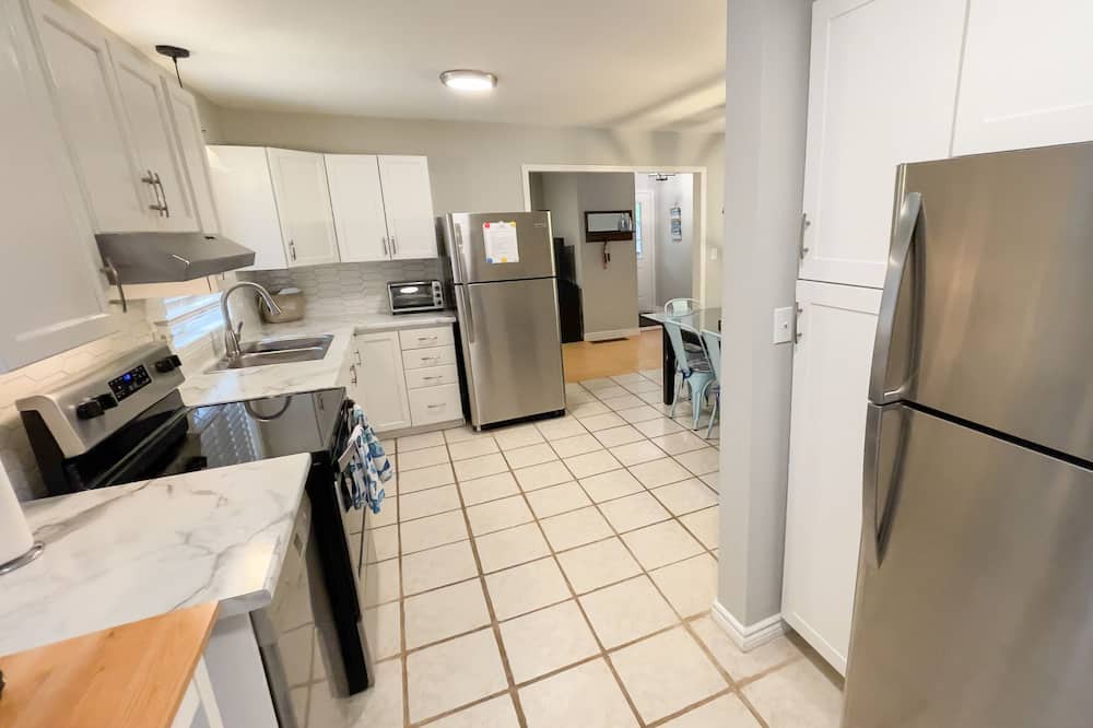 Photo of Kitchen in Balm Beach