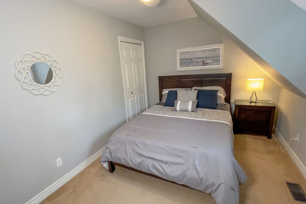 Photo of Bedroom in Balm Beach