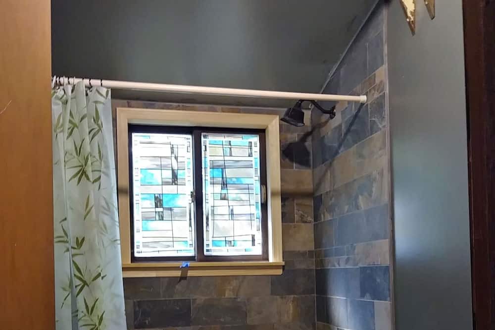 Photo of Bathroom in Tiny