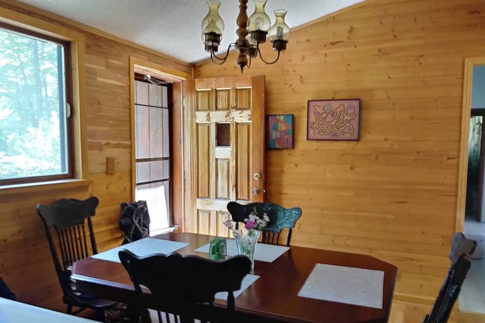 Photo of Livingroom in Tiny