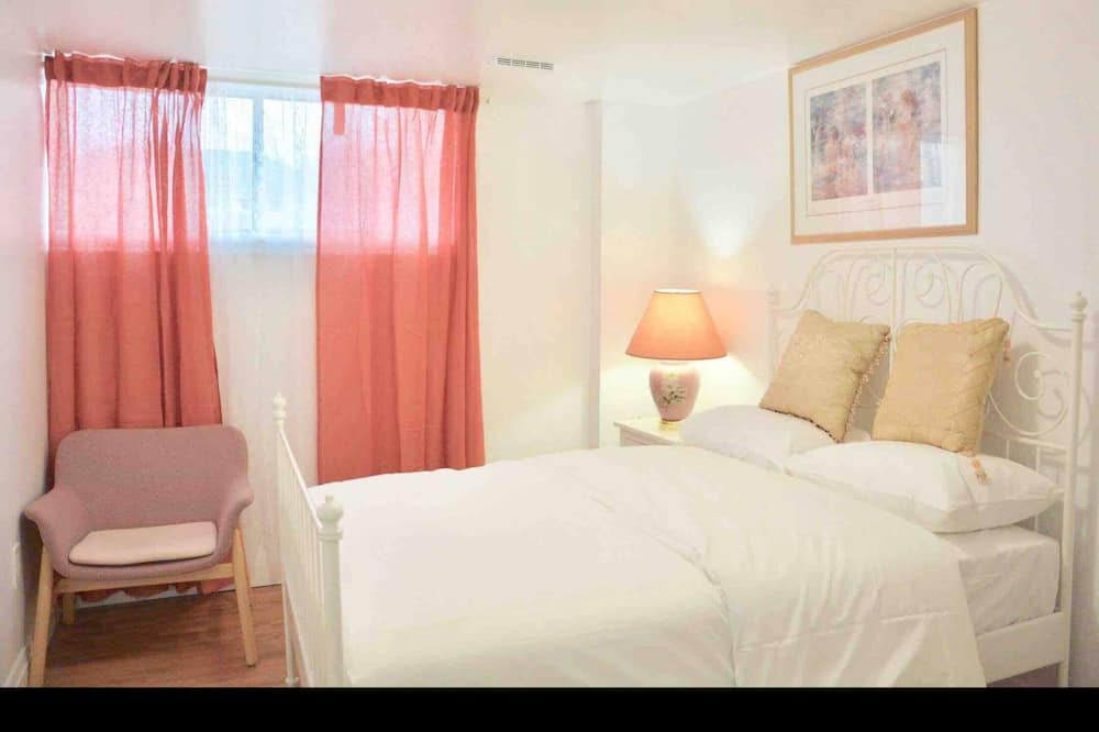 Photo of Bedroom in Norseman Heights