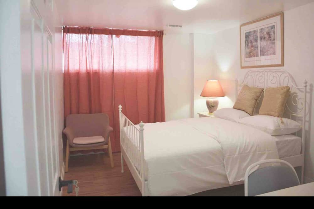 Photo of Bedroom in Norseman Heights