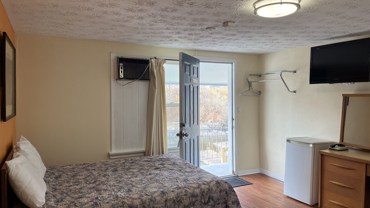 Photo of Bedroom in Algoma District