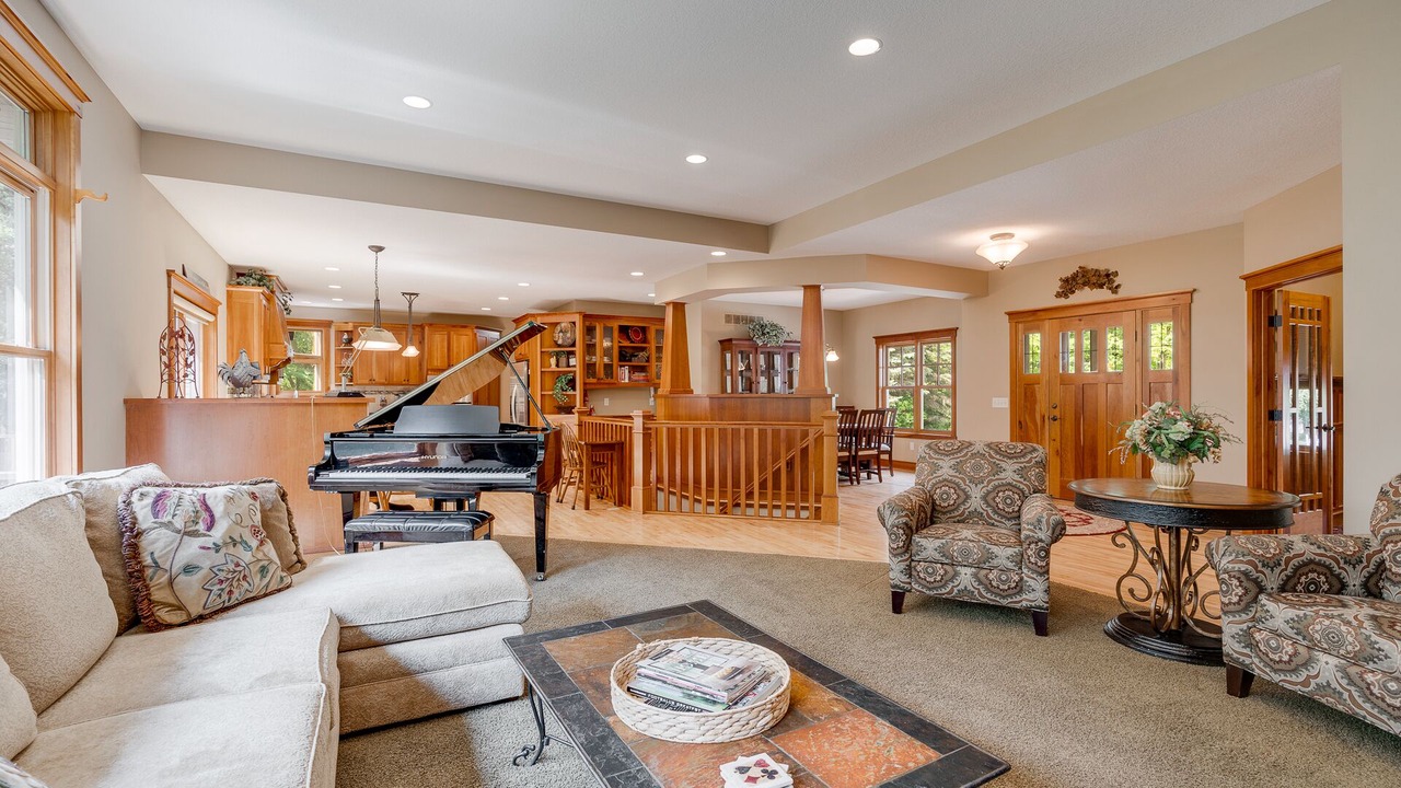 Photo of Livingroom in Shakopee