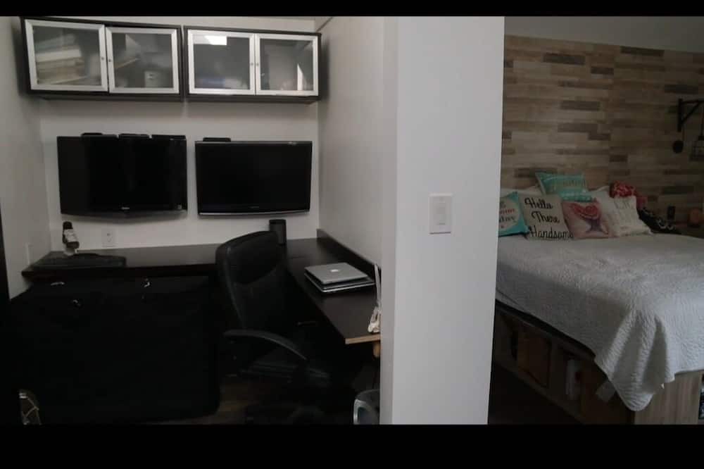 Photo of Bedroom in Stoney Creek