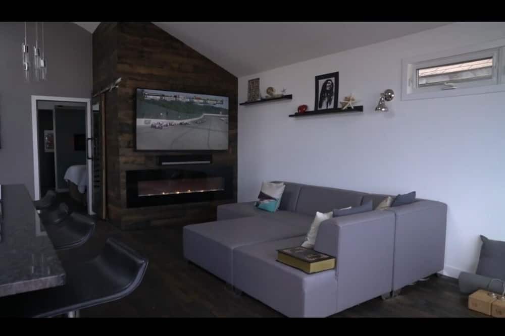 Photo of Livingroom in Stoney Creek