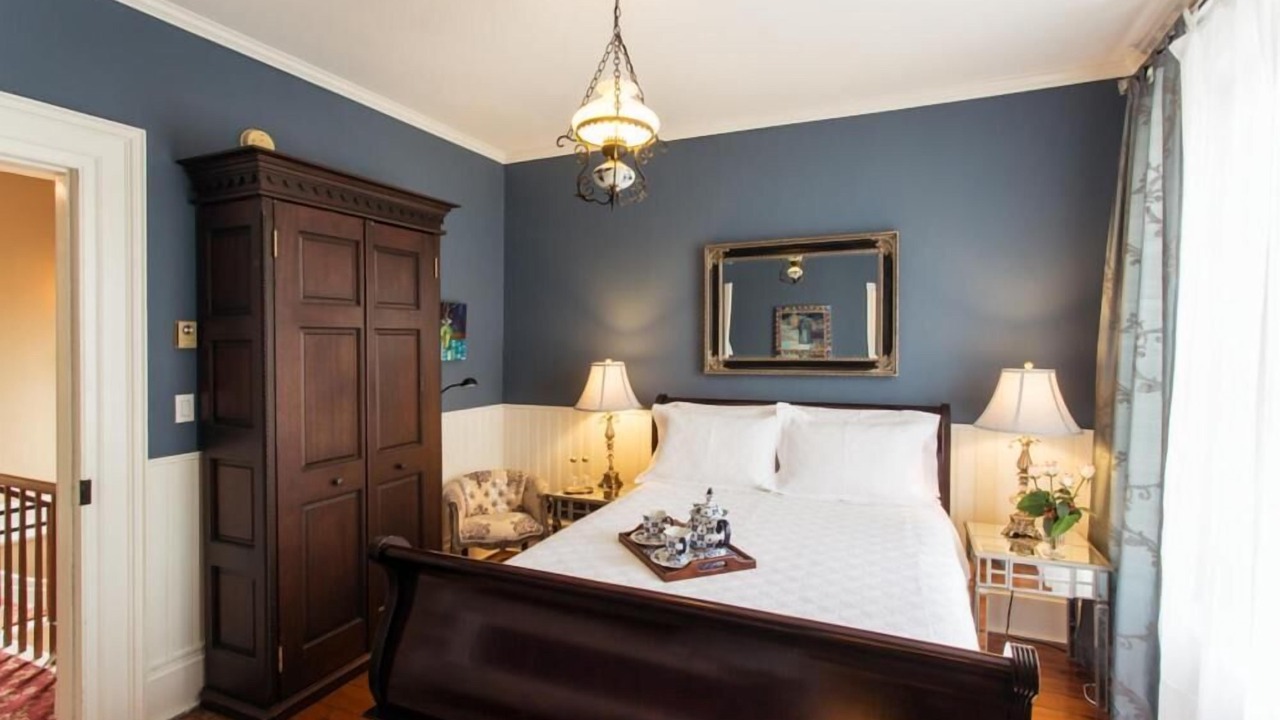 Photo of Bedroom in Historic Old Town