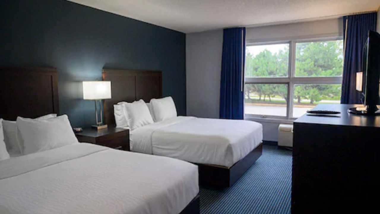 Photo of Bedroom in Sarnia