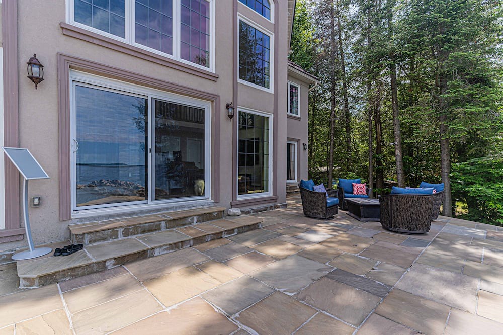 Photo of Outdoor in Tiny
