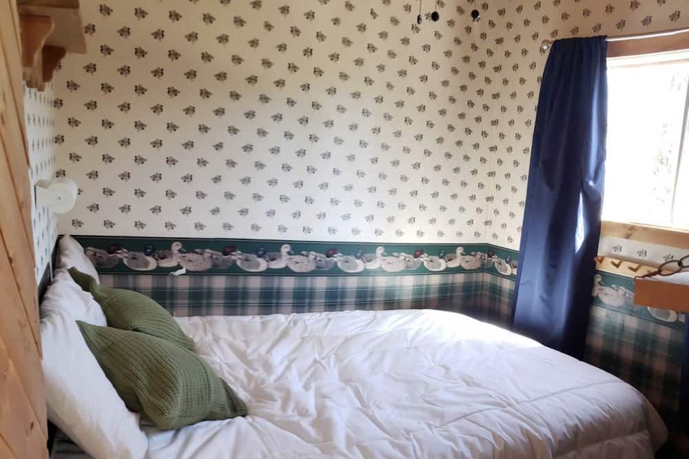 Photo of Bedroom in Faraday