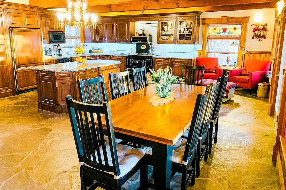 Photo of Kitchen in Carden