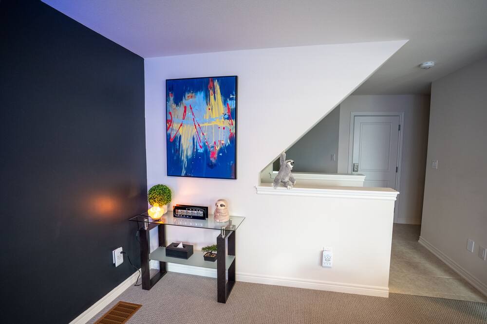 Photo of Bedroom in Thorold
